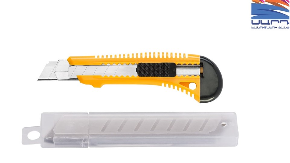 Knife + 5 blades 18mm